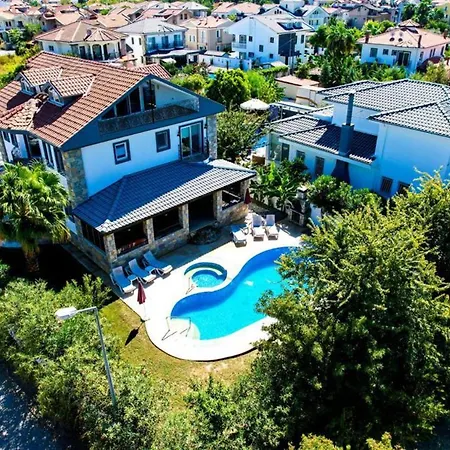 Fireplace - Bbq - Sleeps 10 - Parking - Pool * Mugla