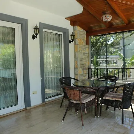 Willa Fireplace - Bbq - Sleeps 10 - Parking - Pool Muğla