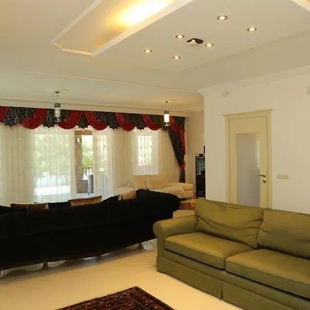 Luxury Zuhal With Stunning Views Villa *